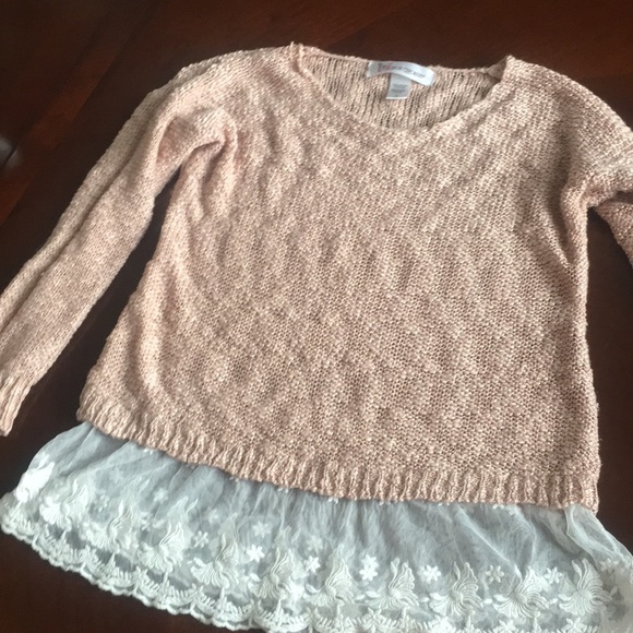 Cute Knit Sweater with lace on the bottom - Picture 1 of 1